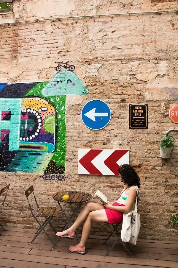 Sant Jordi Hostels Gracia Барселона Испания