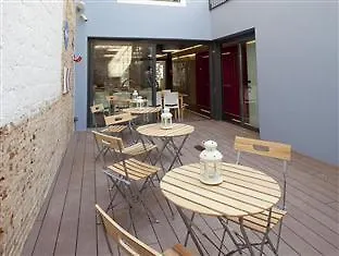 Sant Jordi Hostels Gracia Барселона 0*,