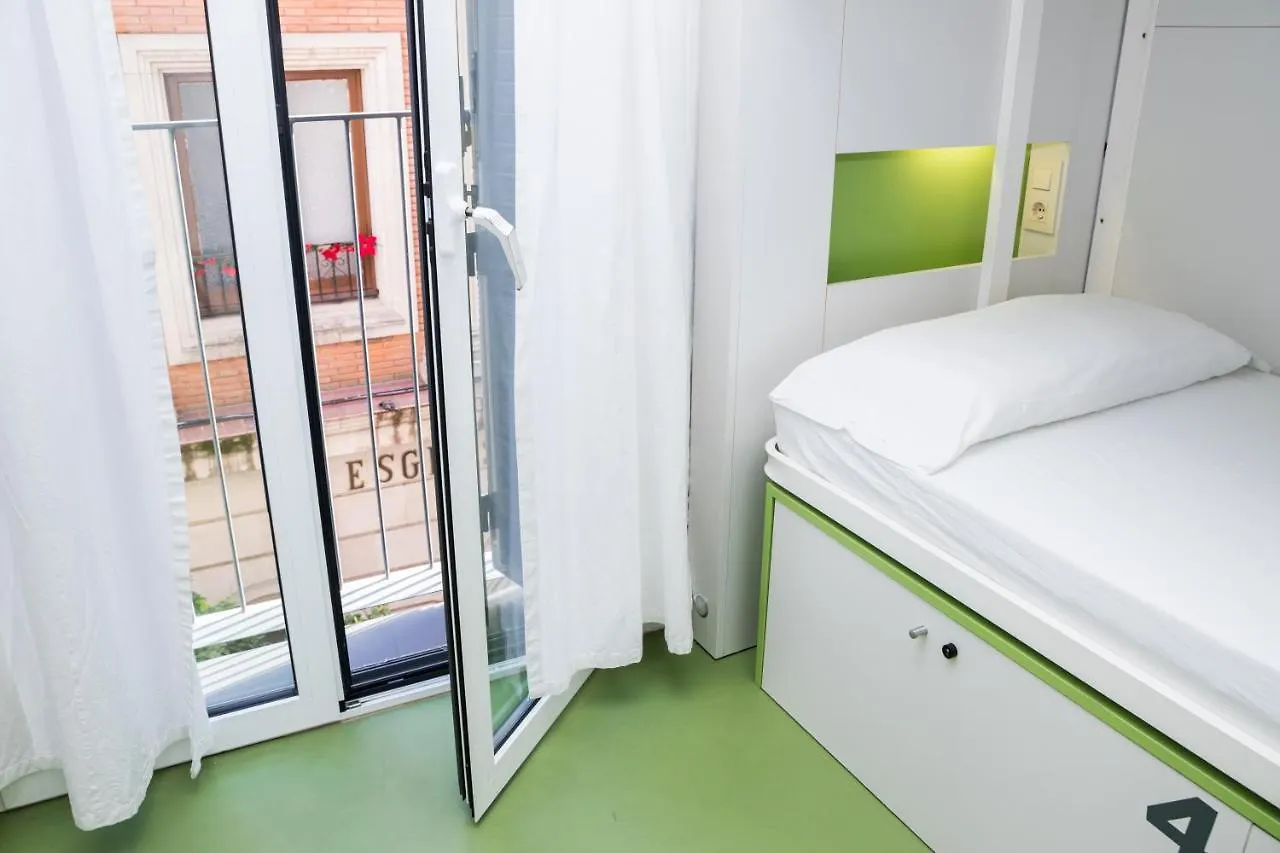 Sant Jordi Hostels Gracia Барселона
