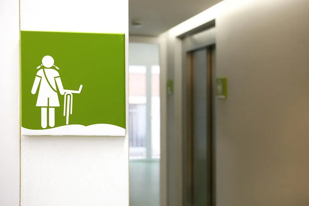 Sant Jordi Hostels Gracia Barcelona