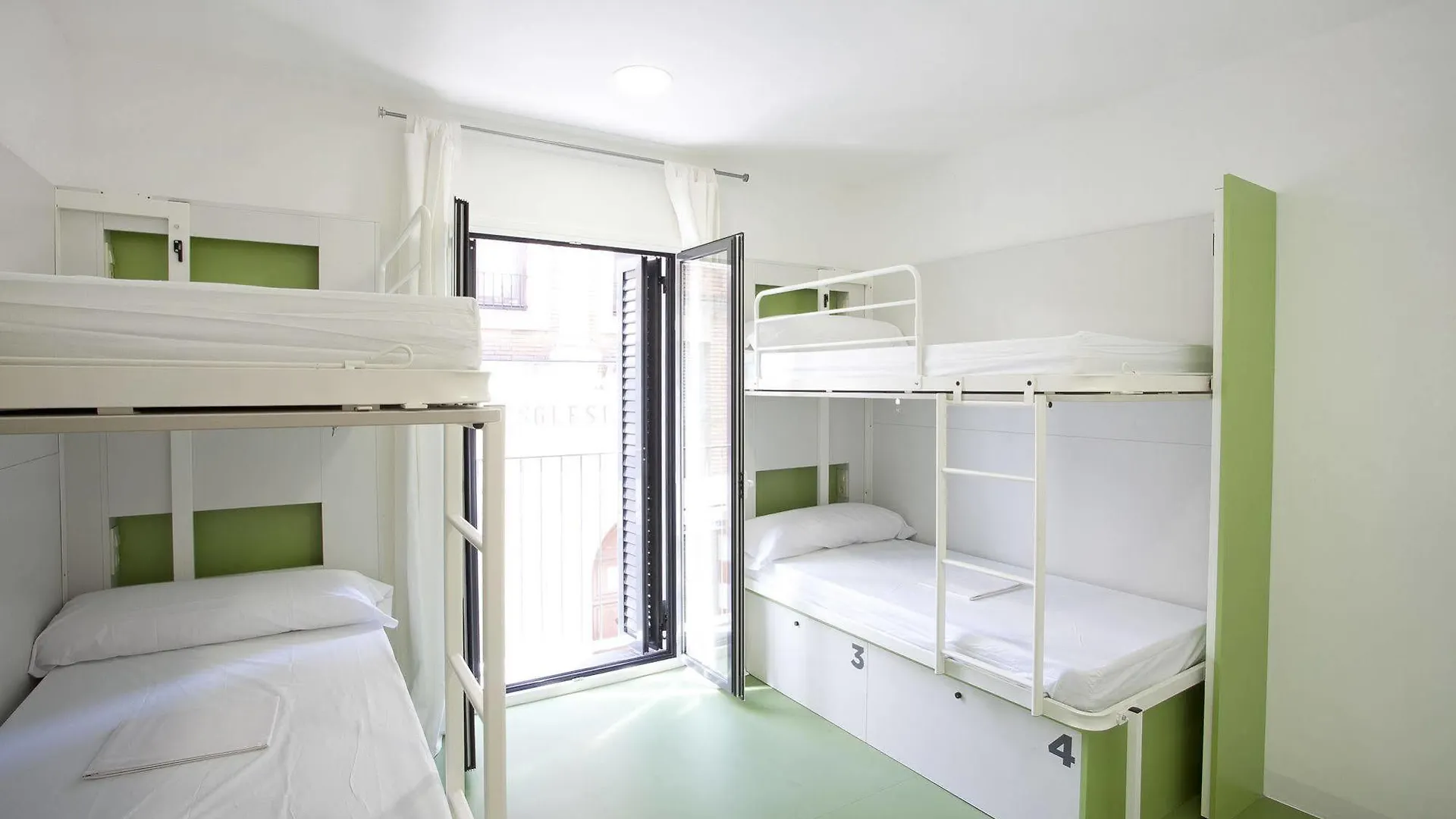 Sant Jordi Hostels Gracia Barcelona 0*,  Spanje